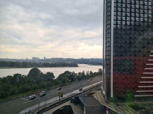 квартира за адресою Дніпровська набережна вул., 17
