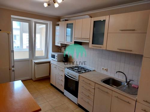 квартира за адресою Тролейбусна вул., 22
