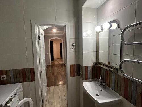 квартира за адресою Бориса Гмирі вул., 1Б/6