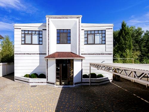 будинок за адресою с. Вишеньки, Зелена