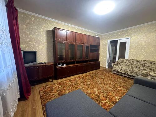 квартира по адресу Героев просп., 21