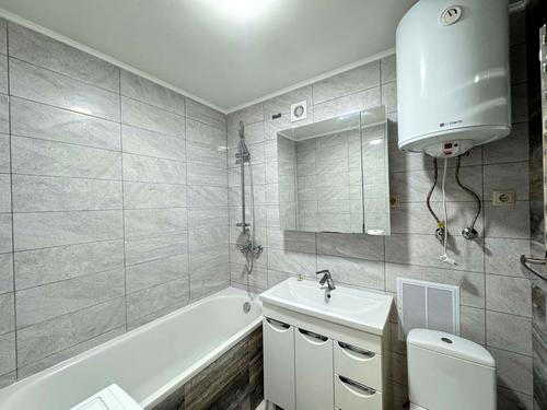 квартира за адресою Опанаса Сластіона вул., 58