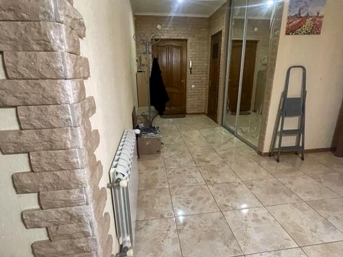квартира по адресу Червоной Калины просп., 2