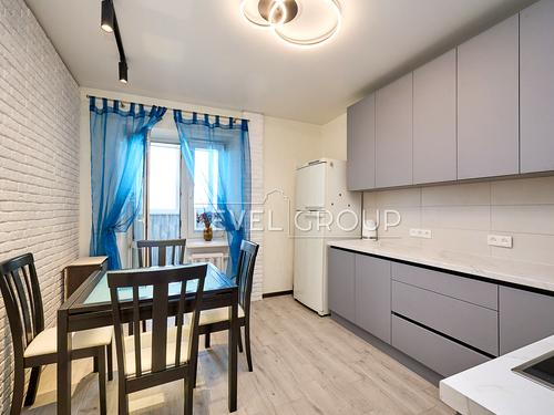 квартира за адресою Ревуцького вул., 5