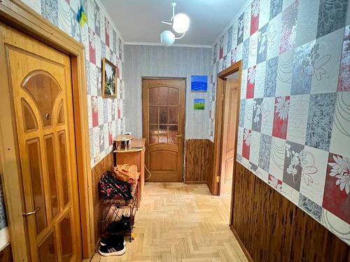 квартира за адресою Гната Хоткевича вул., 85/2