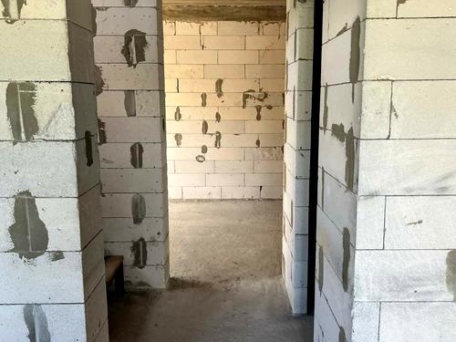 будинок за адресою лугова, 1