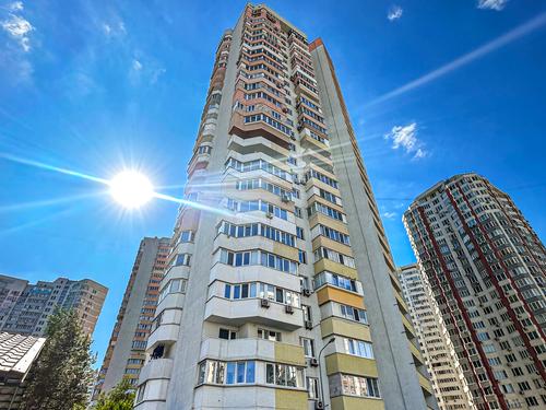 квартира по адресу Драгоманова ул., 6/1