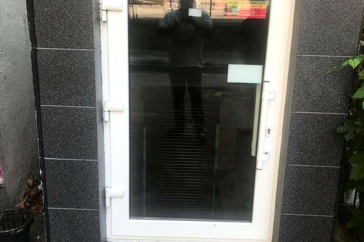 1835807888701002