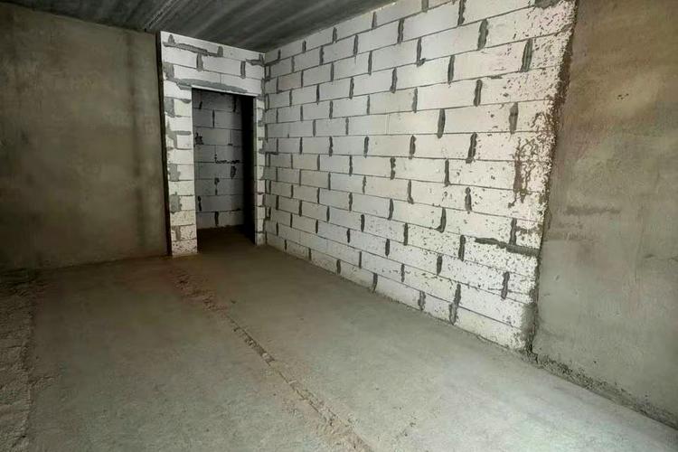 1839898734851836