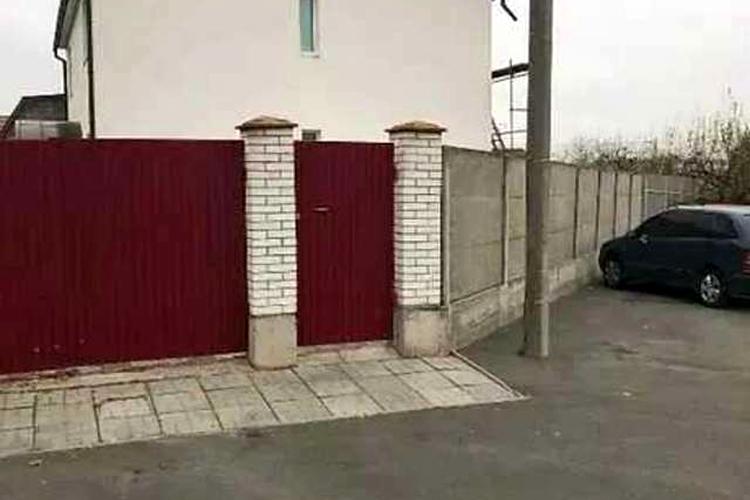 1828913131129866
