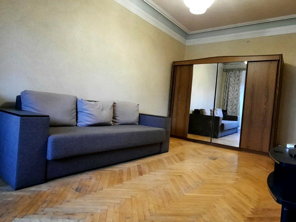 1714057744956166