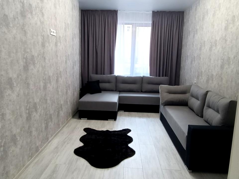 1831349093977182