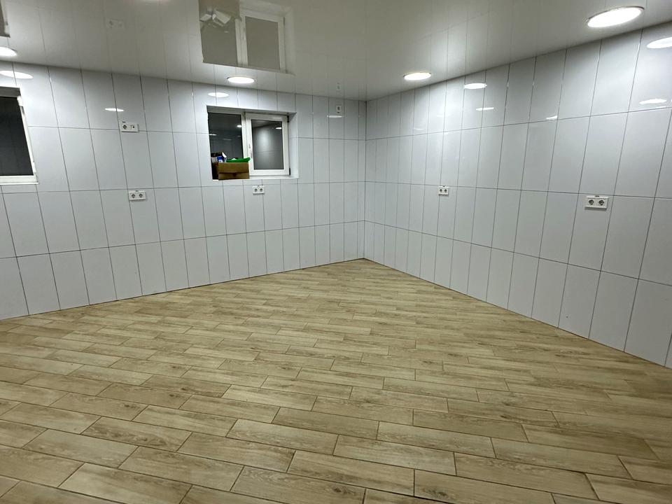 1838561209425272