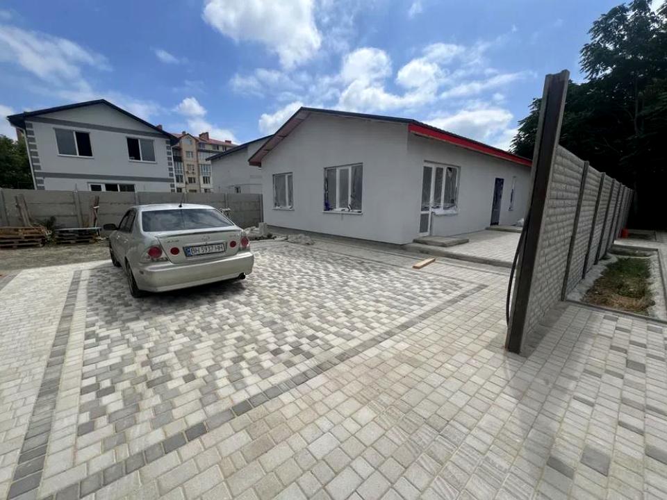 1841445796067275