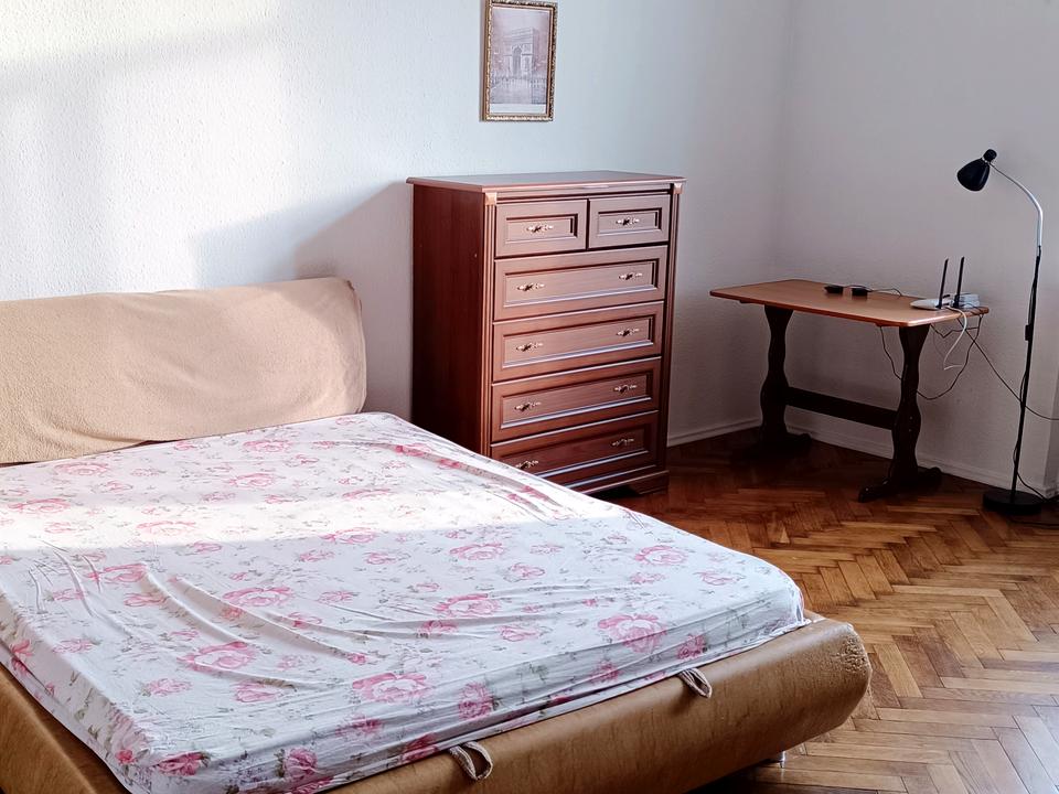1796067003544280