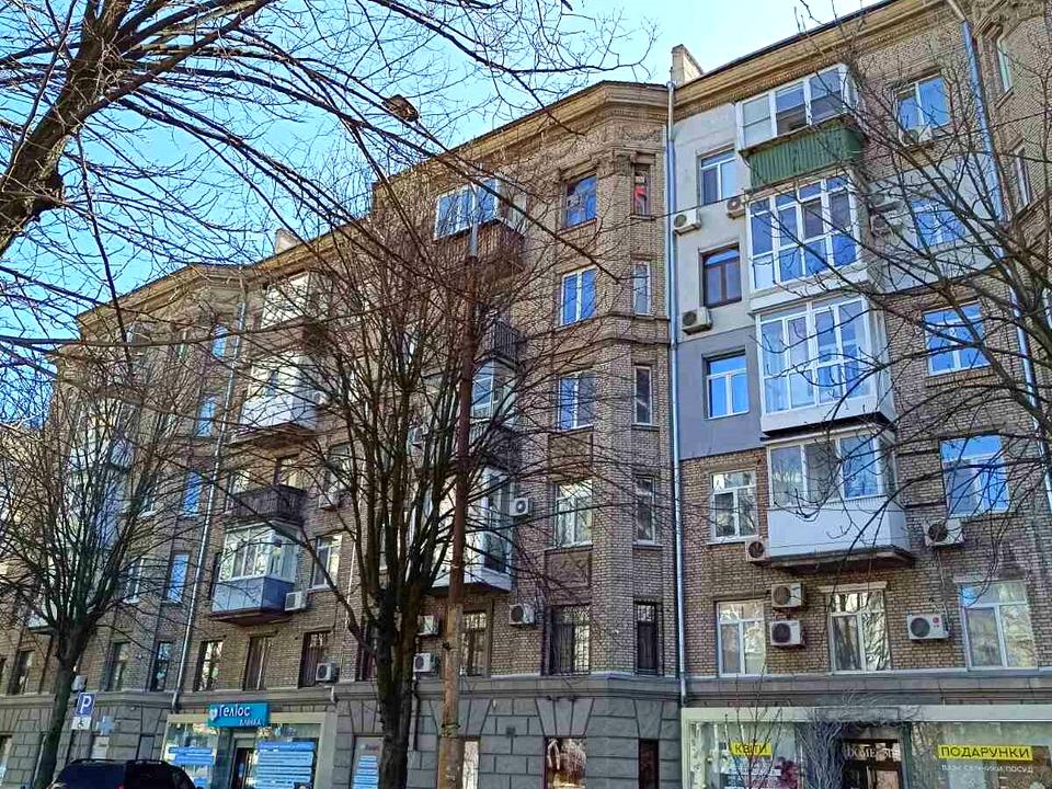 1794854565937350