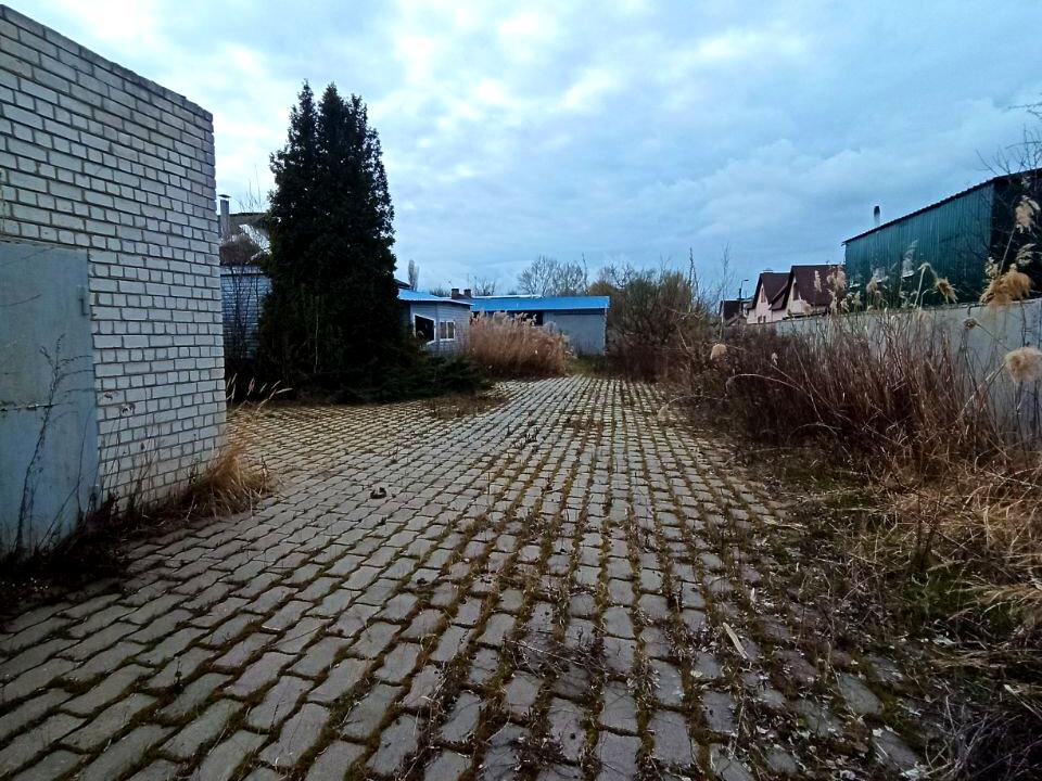 1829730828144036