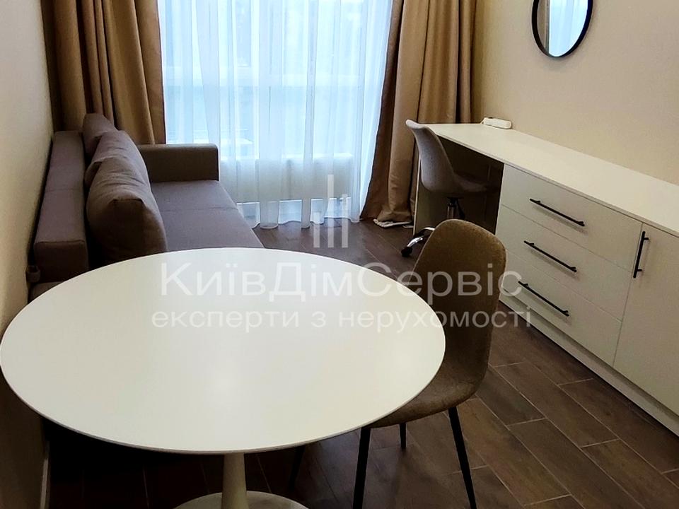 1844678596686396