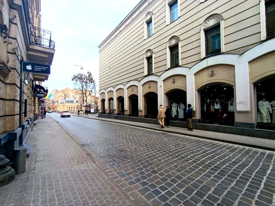1825290057389401