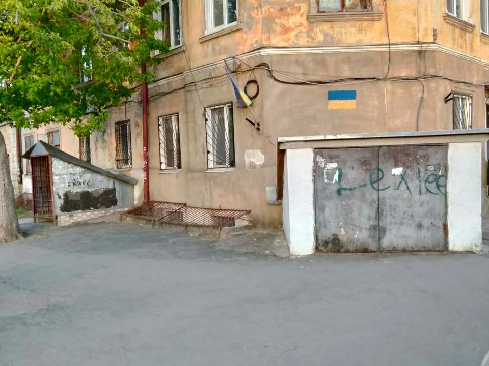 1830903294888410