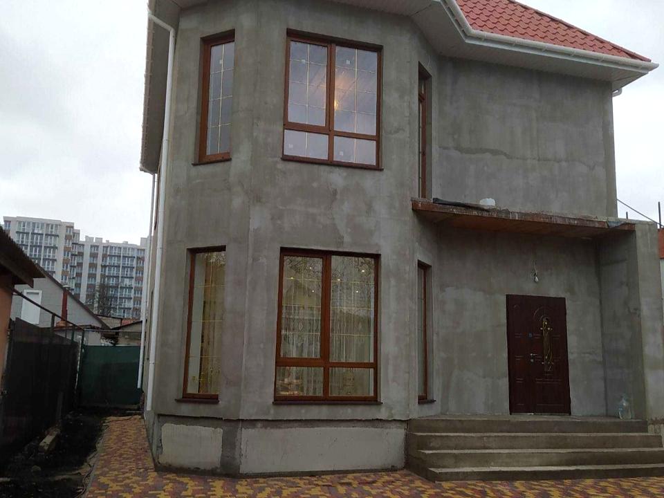 1835451389955452