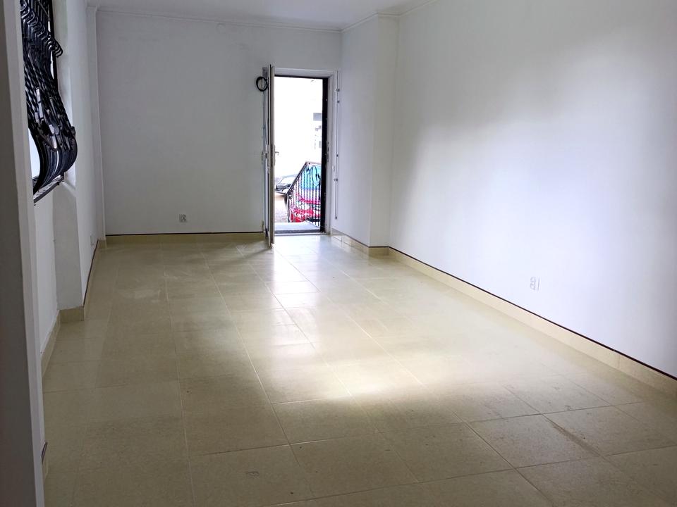 1843688476897463