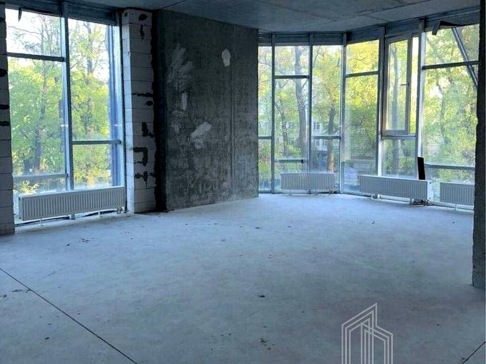 1846038018022502
