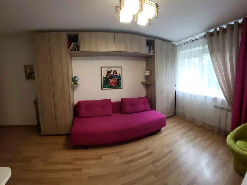 1834052670916513
