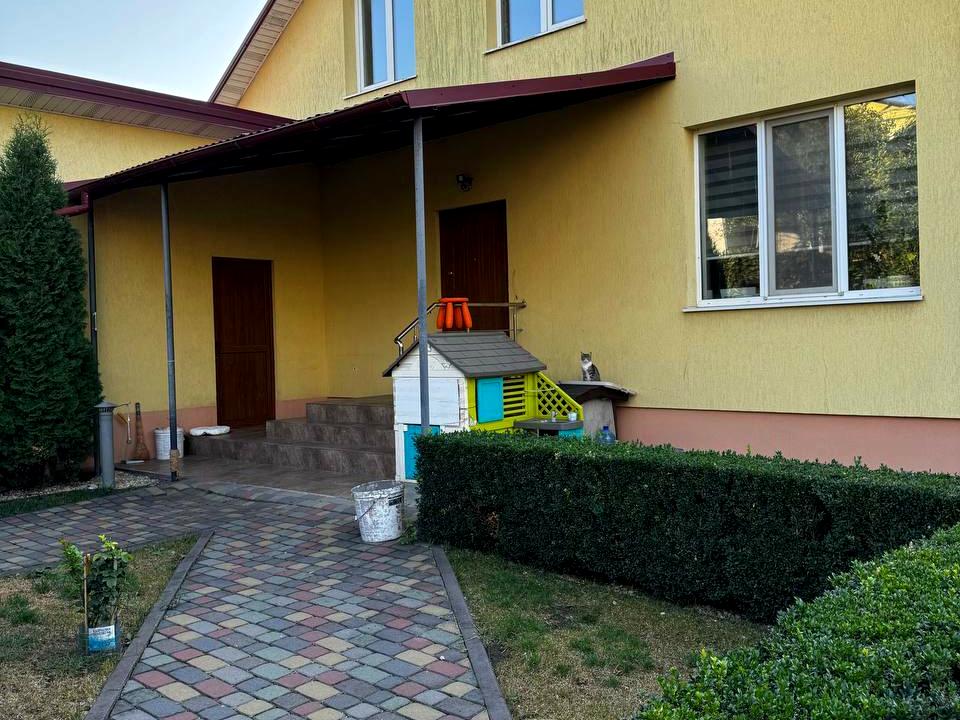 1819604342478526