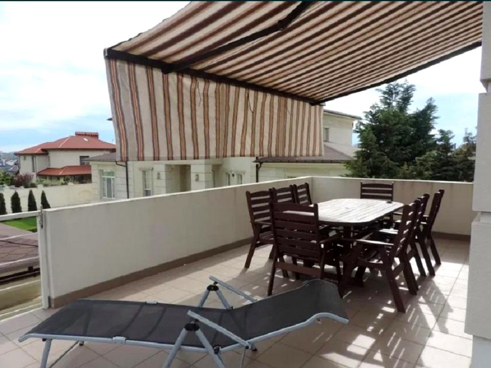 1835988420072535