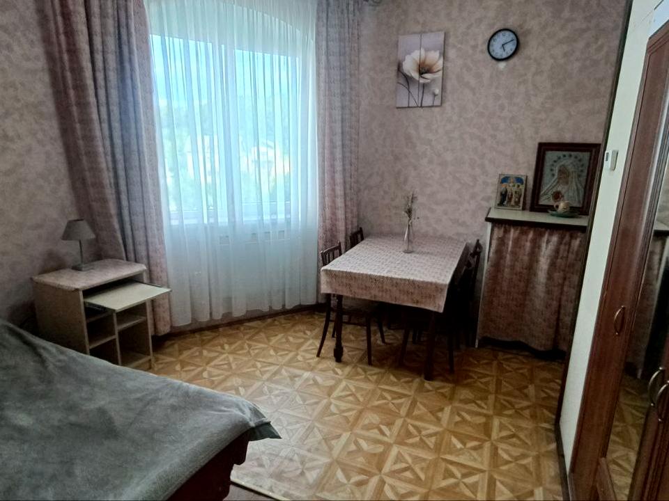 1841063482031536