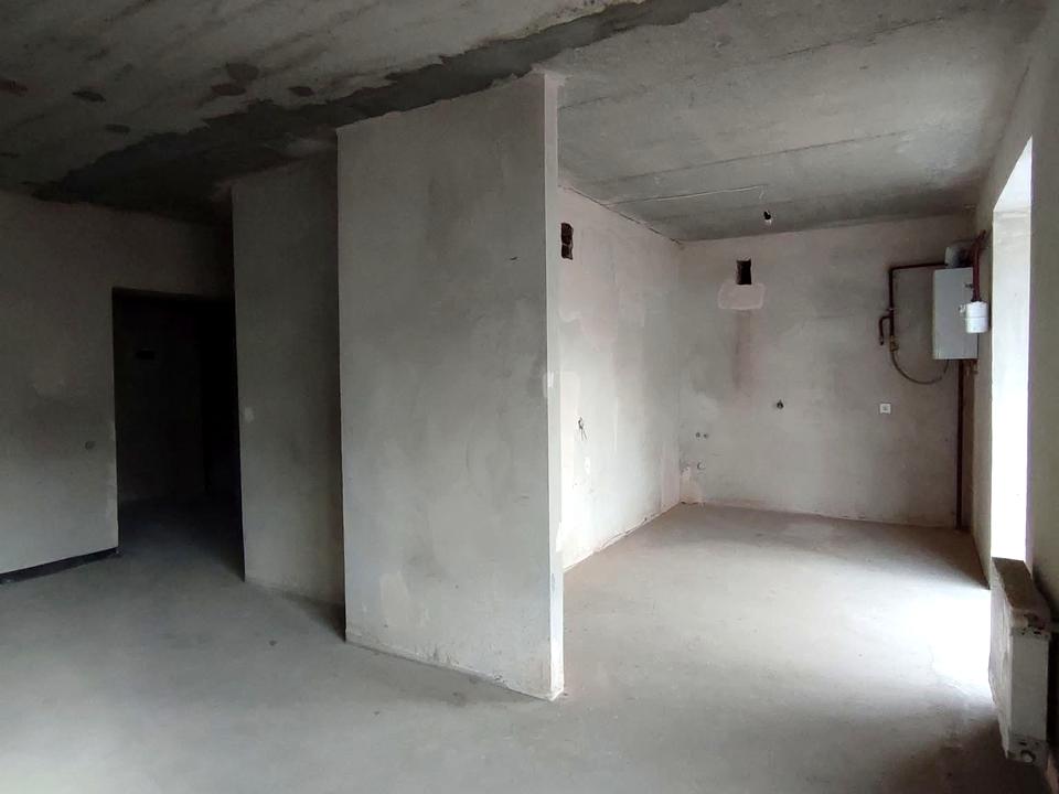 1823042210494569