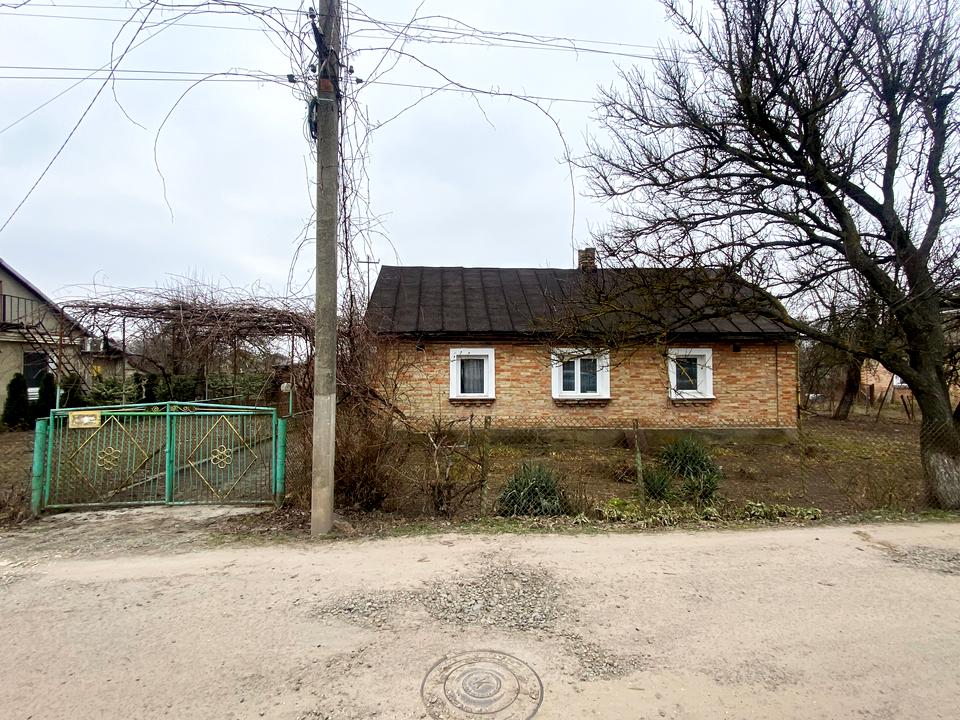 1840799972440583
