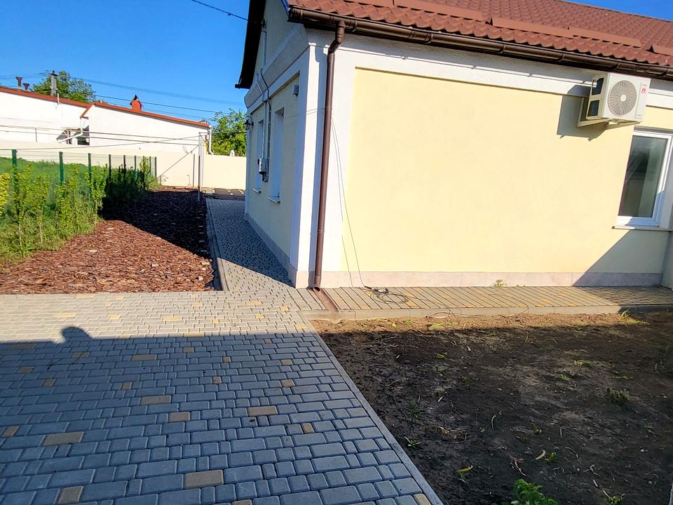 1833079285249059