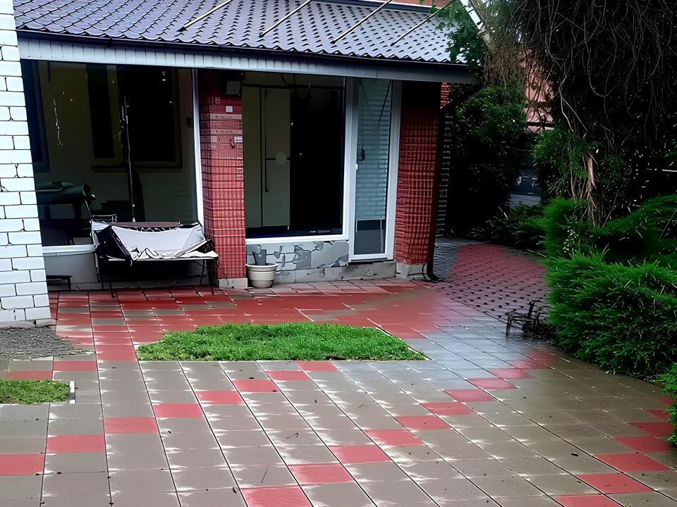 1843708976604625