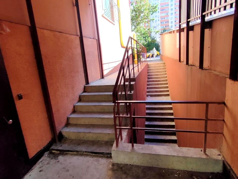 1833913212383680