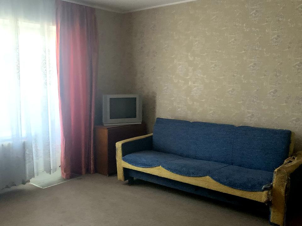 1833905489477730