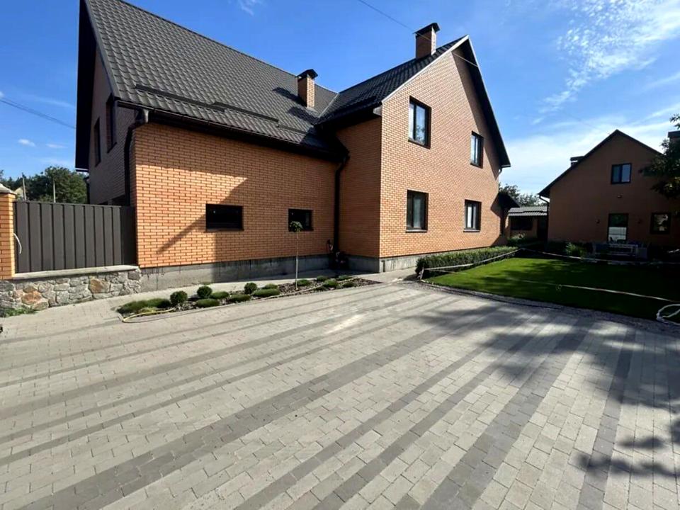 1846763702640088