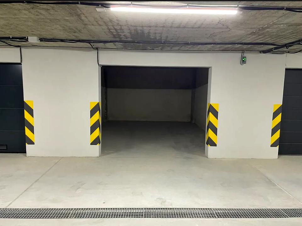 1840228827853908