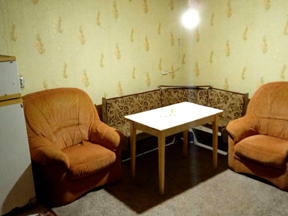 1844595275345971