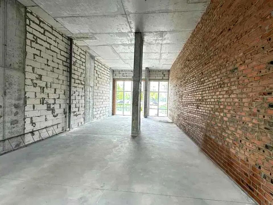 1835836166083981