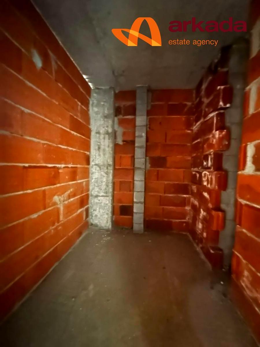 1842953874513105