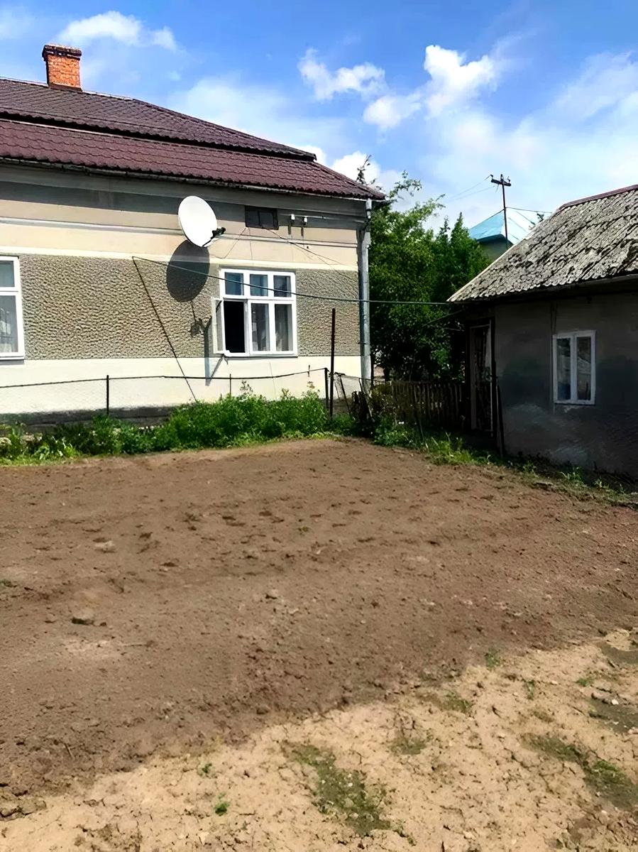 1843504318411106