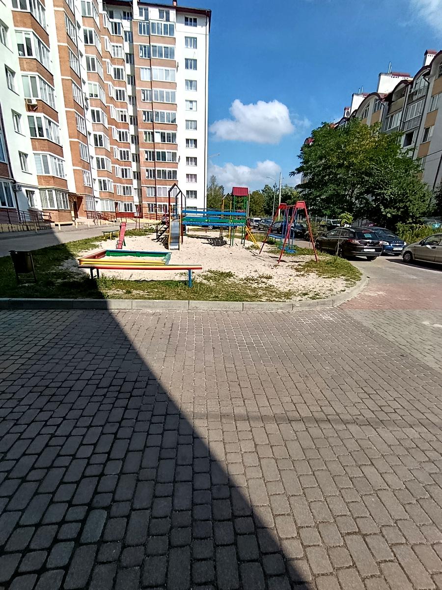 1842872597793112
