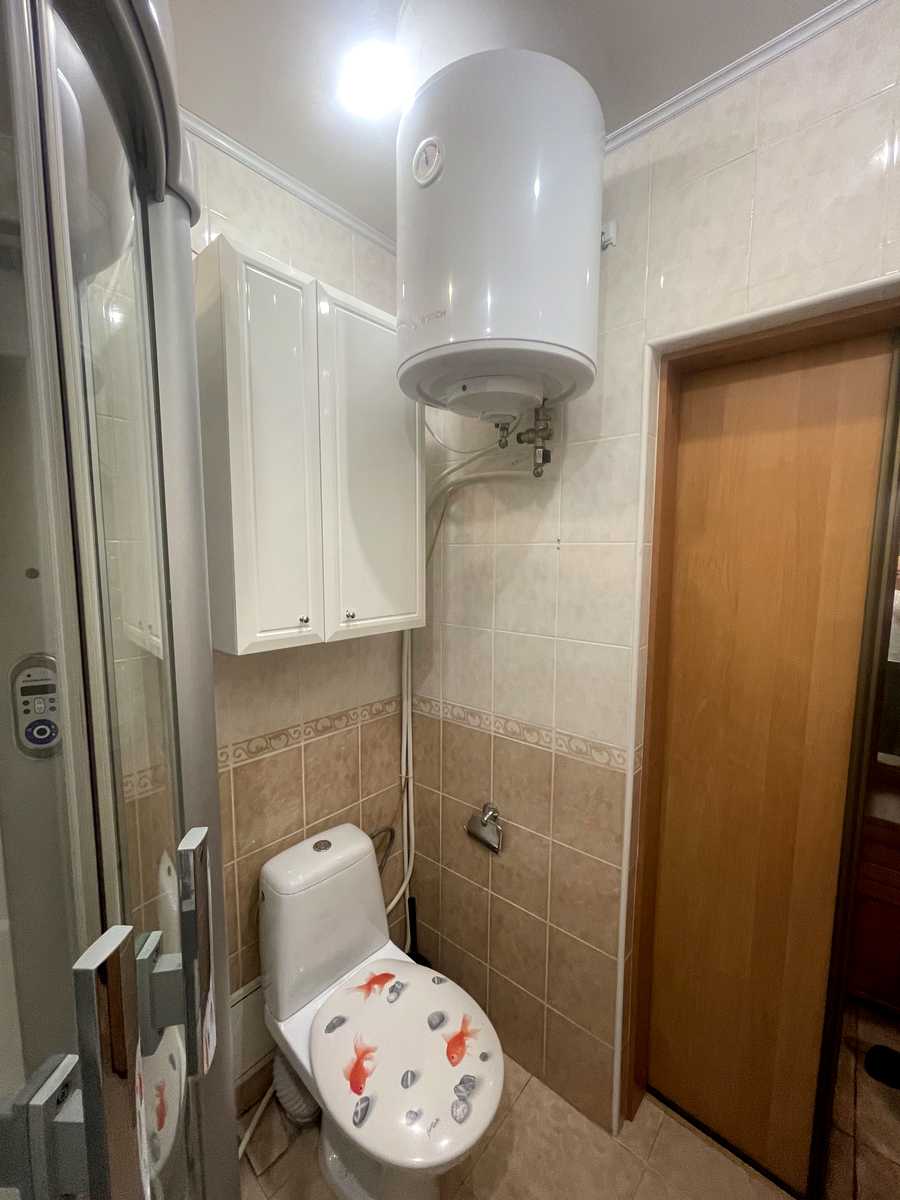 1838558101900113