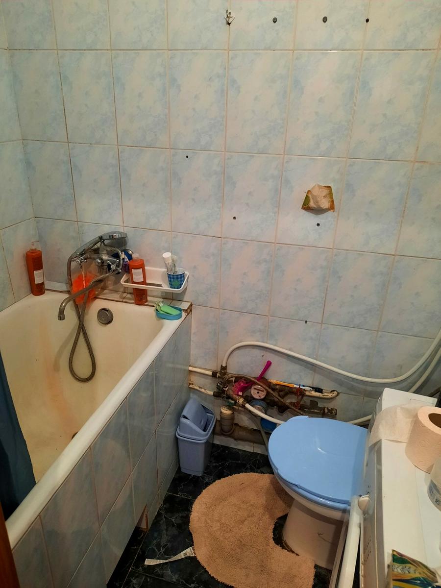 1737272485246119