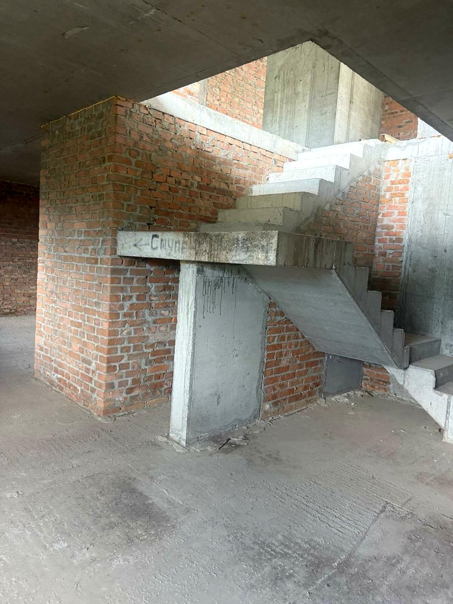 1835721155779119