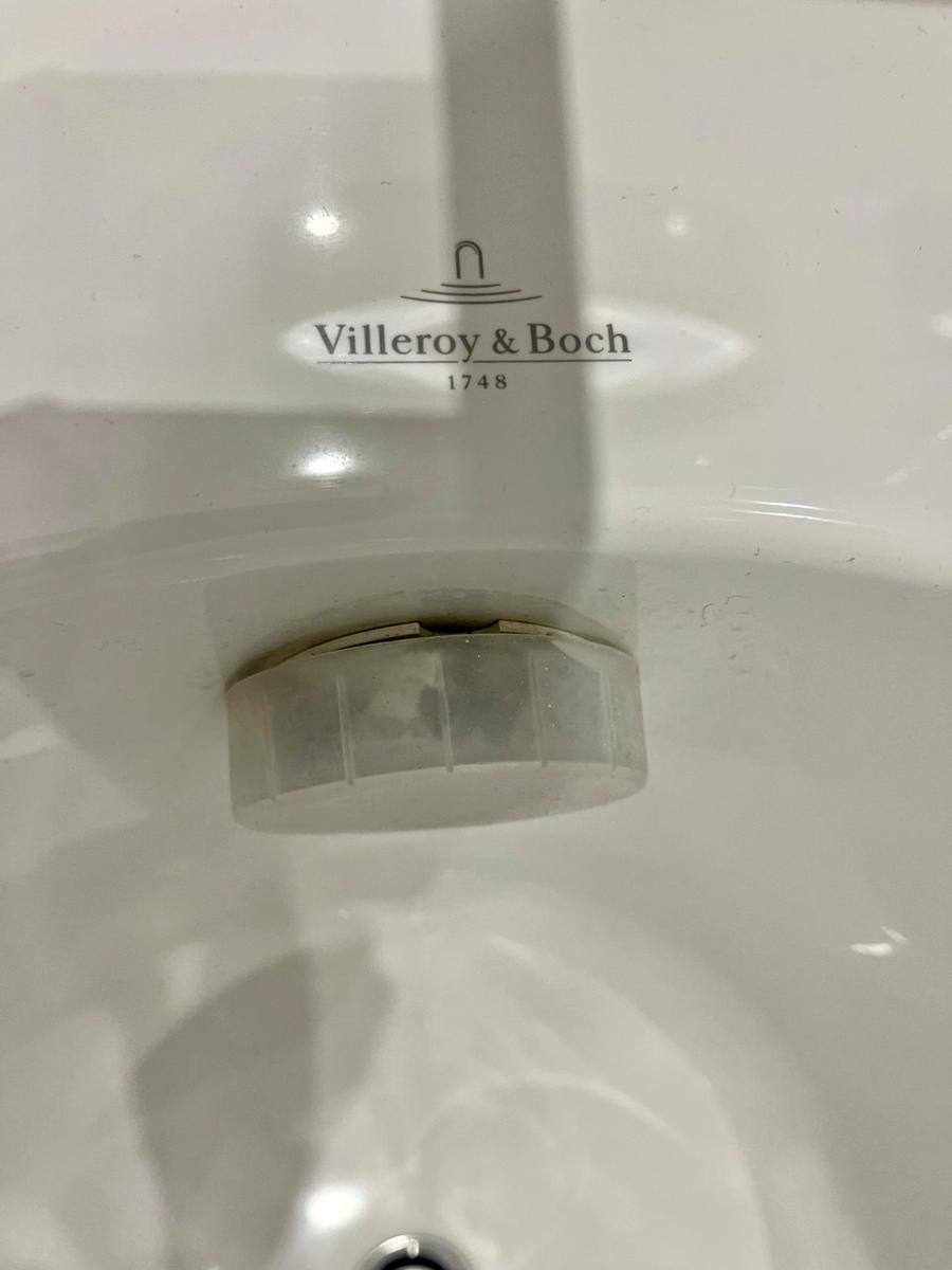 1841688593896129