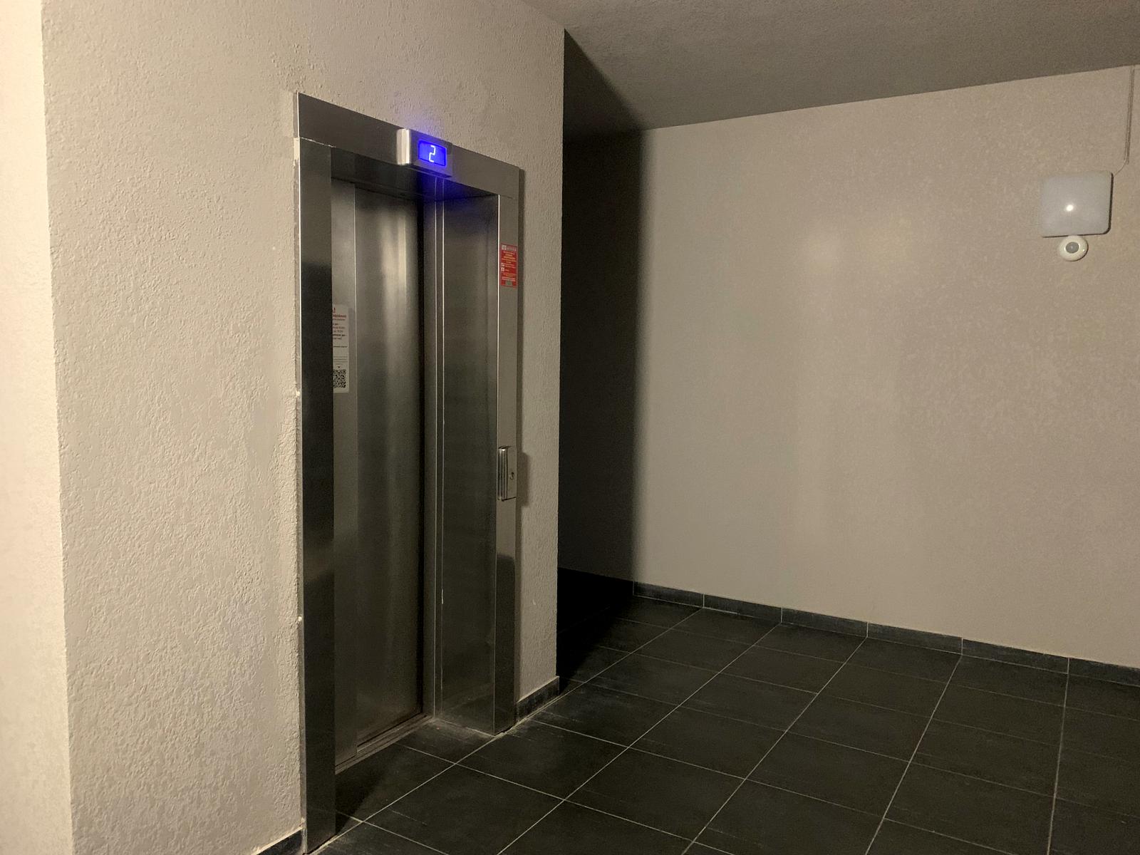 1815503533036131