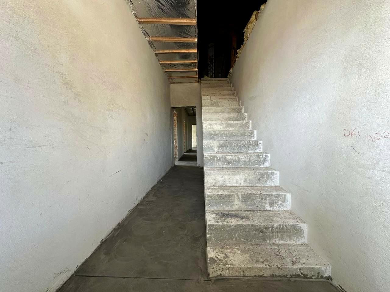 1835888796618135